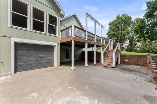 7447 Mize Road, Shawnee, KS 66227