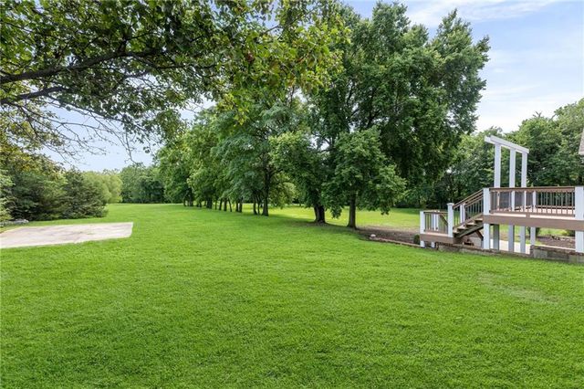 7447 Mize Road, Shawnee, KS 66227