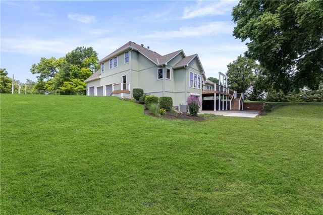 7447 Mize Road, Shawnee, KS 66227