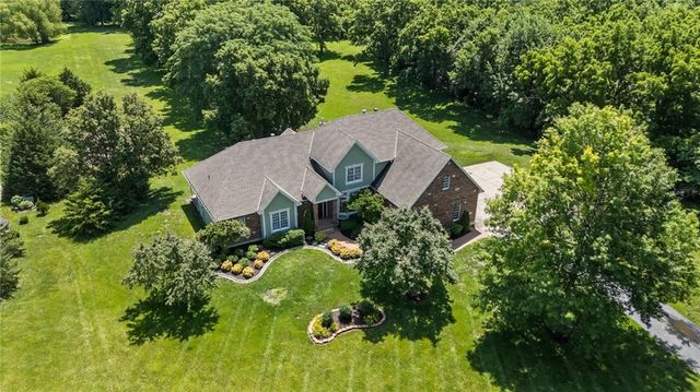 7447 Mize Road, Shawnee, KS 66227