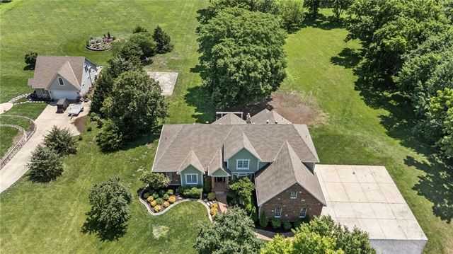7447 Mize Road, Shawnee, KS 66227