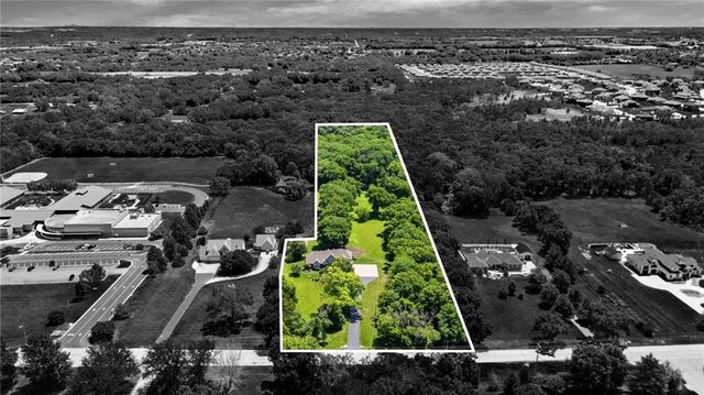 7447 Mize Road, Shawnee, KS 66227