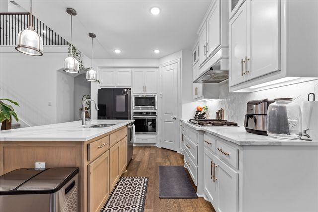 1431 Cypress Thorn Drive, Arlington, TX 76005