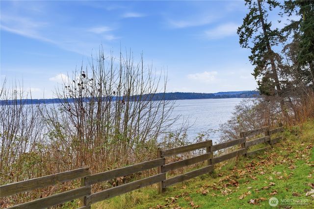 610 Tala Shore Drive, Port Ludlow, WA 98365