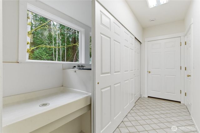 610 Tala Shore Drive, Port Ludlow, WA 98365