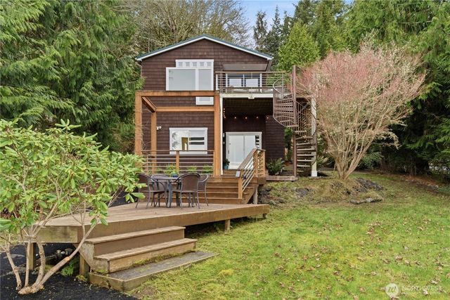 610 Tala Shore Drive, Port Ludlow, WA 98365