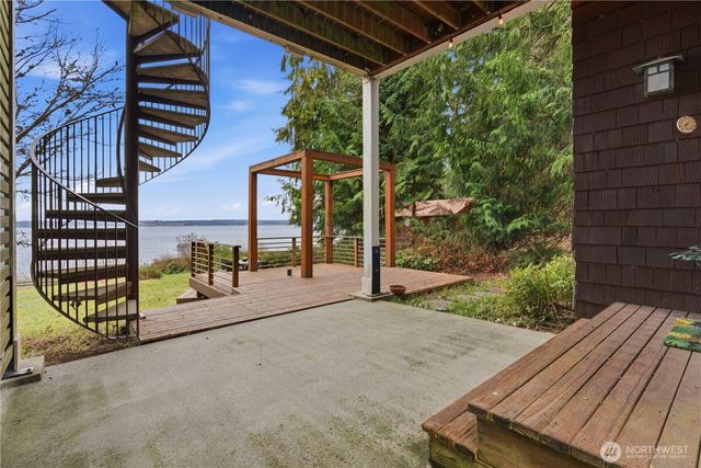 610 Tala Shore Drive, Port Ludlow, WA 98365
