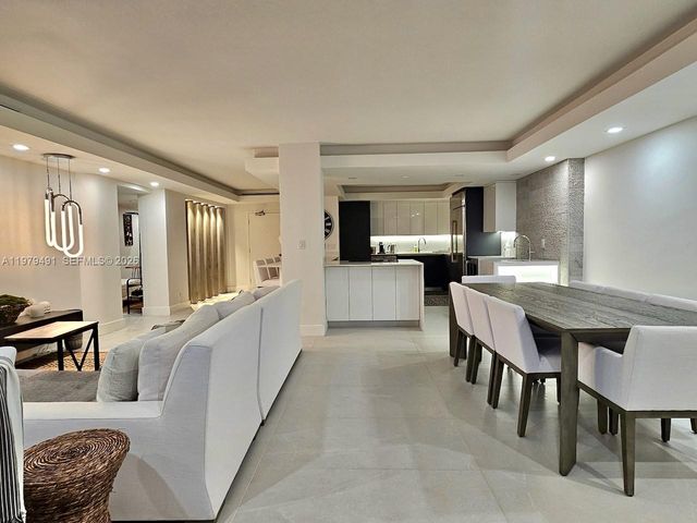 900 Bay Dr 524, Miami Beach, FL 33141