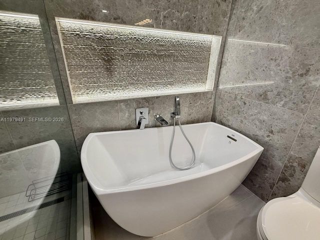 900 Bay Dr 524, Miami Beach, FL 33141