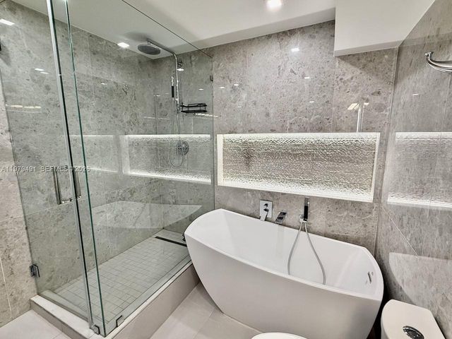 900 Bay Dr 524, Miami Beach, FL 33141