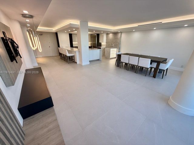 900 Bay Dr 524, Miami Beach, FL 33141