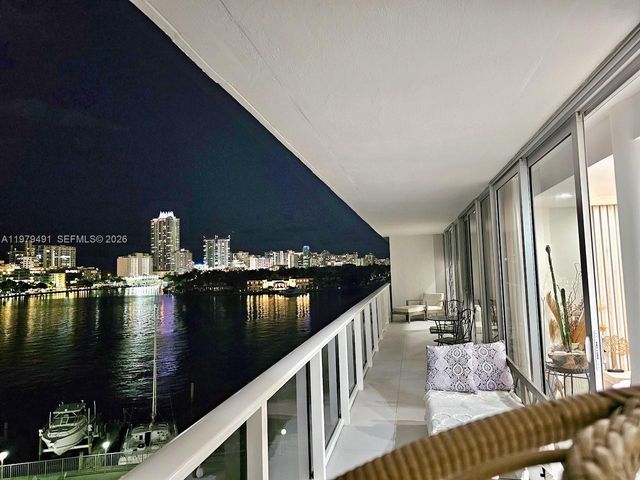 900 Bay Dr 524, Miami Beach, FL 33141