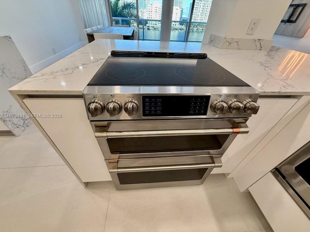 900 Bay Dr 524, Miami Beach, FL 33141