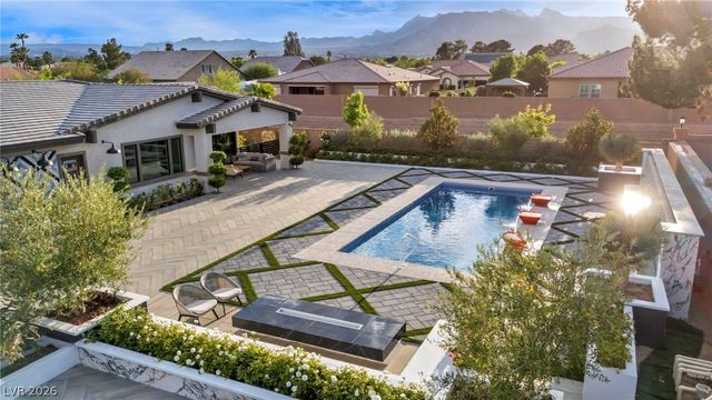 7780 Hickam Avenue, Las Vegas, NV 89129