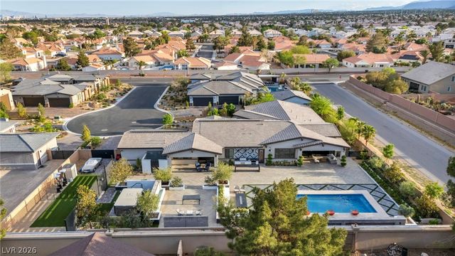 7780 Hickam Avenue, Las Vegas, NV 89129