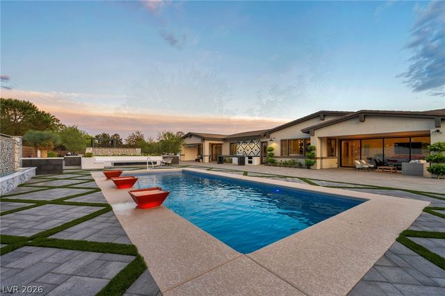 7780 Hickam Avenue, Las Vegas, NV 89129