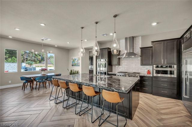 7780 Hickam Avenue, Las Vegas, NV 89129