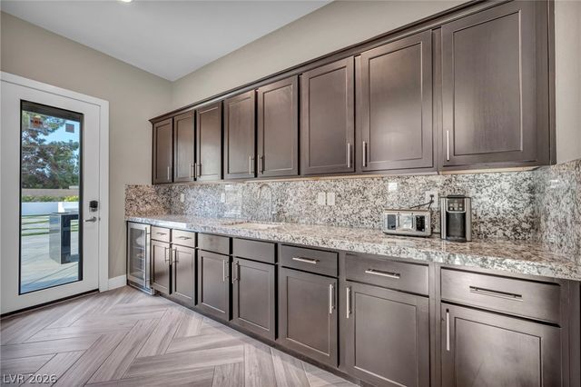 7780 Hickam Avenue, Las Vegas, NV 89129