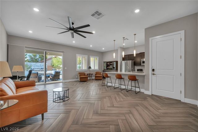 7780 Hickam Avenue, Las Vegas, NV 89129