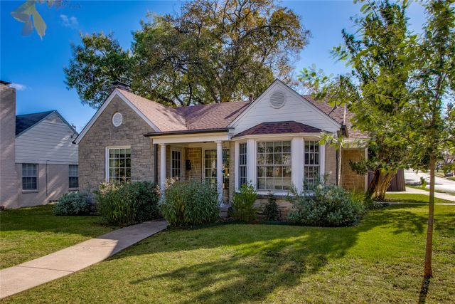 2442 Sunset Avenue, Dallas, TX 75211