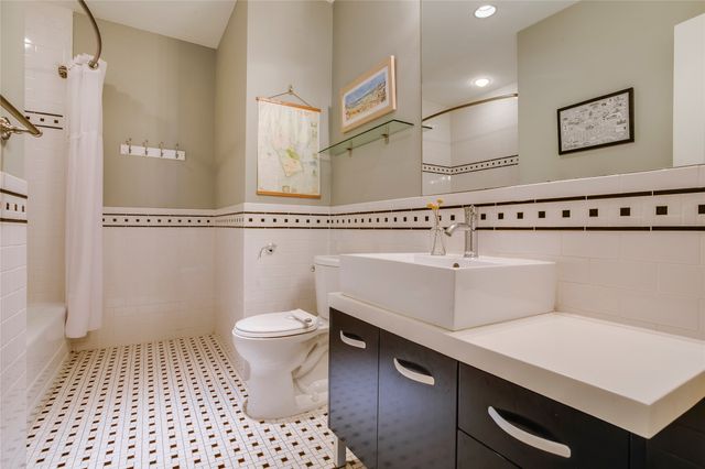 2442 Sunset Avenue, Dallas, TX 75211