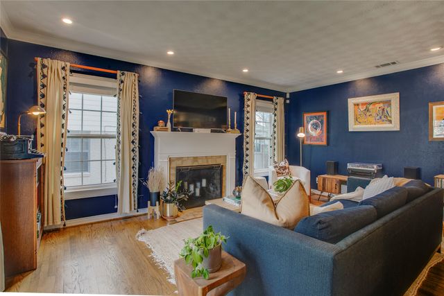 2442 Sunset Avenue, Dallas, TX 75211