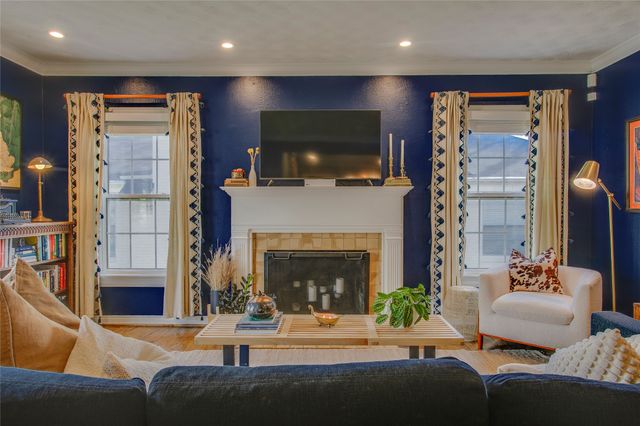 2442 Sunset Avenue, Dallas, TX 75211