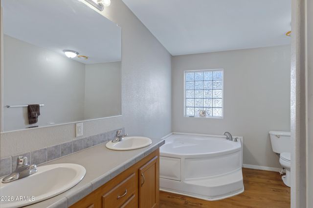 2200 N DELAWARE Drive OFC, Apache Junction, AZ 85120