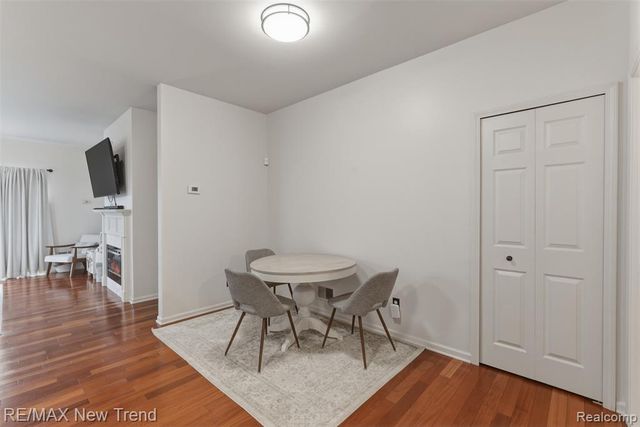 3270 Johanna Ware, Wixom, MI 48393