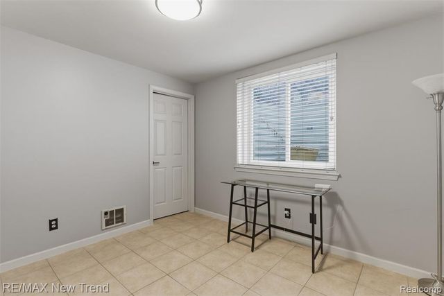 3270 Johanna Ware, Wixom, MI 48393