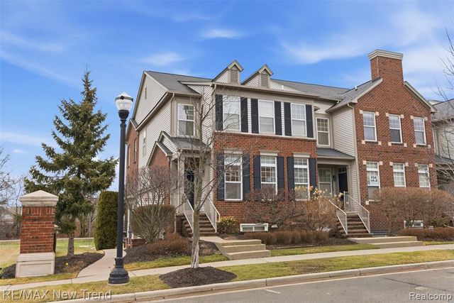 3270 Johanna Ware, Wixom, MI 48393