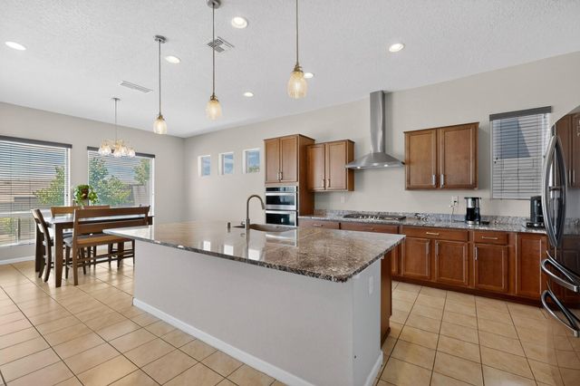 12200 Bear Valley Lane NW, Albuquerque, NM 87120