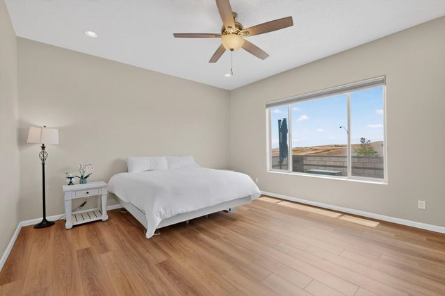 12200 Bear Valley Lane NW, Albuquerque, NM 87120