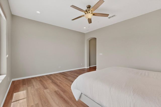 12200 Bear Valley Lane NW, Albuquerque, NM 87120