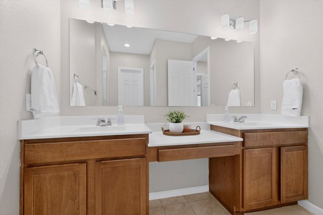 12200 Bear Valley Lane NW, Albuquerque, NM 87120