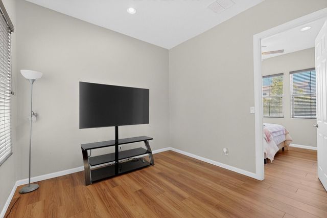 12200 Bear Valley Lane NW, Albuquerque, NM 87120