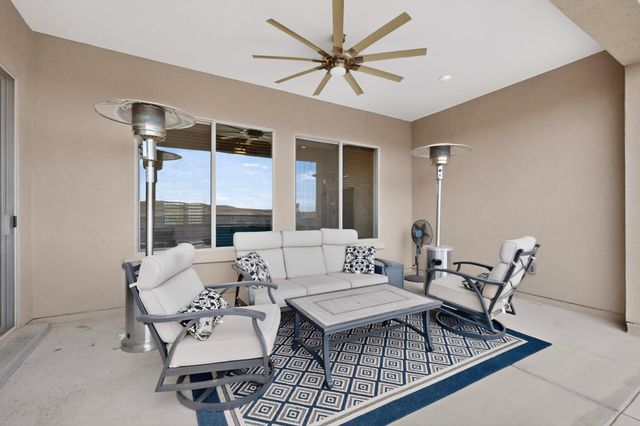 12200 Bear Valley Lane NW, Albuquerque, NM 87120