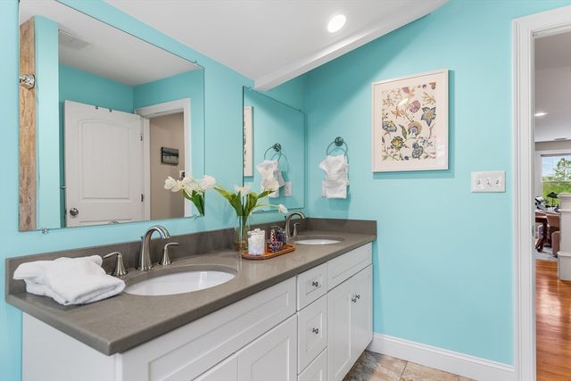 19 Edmunds Cove, Danvers, MA 01923