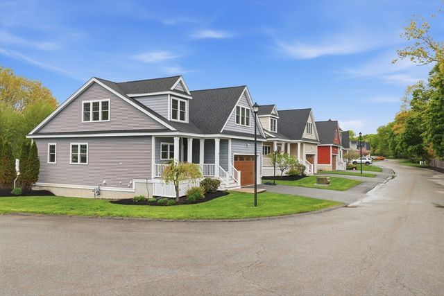 19 Edmunds Cove, Danvers, MA 01923