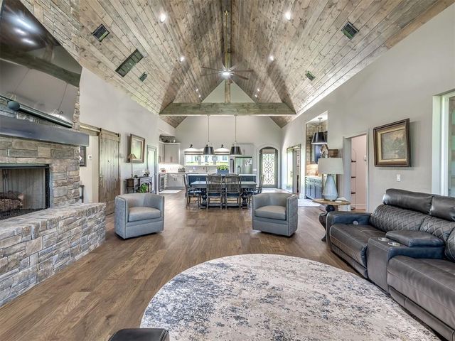 3186 Red Ridge Drive, Blanchard, OK 73010
