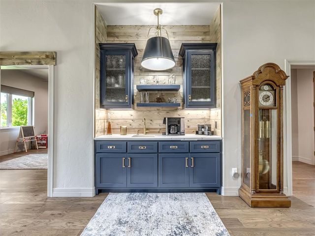 3186 Red Ridge Drive, Blanchard, OK 73010