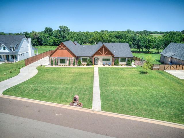3186 Red Ridge Drive, Blanchard, OK 73010