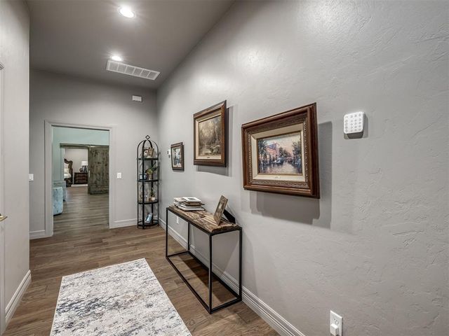 3186 Red Ridge Drive, Blanchard, OK 73010