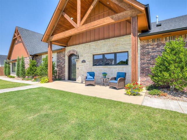 3186 Red Ridge Drive, Blanchard, OK 73010