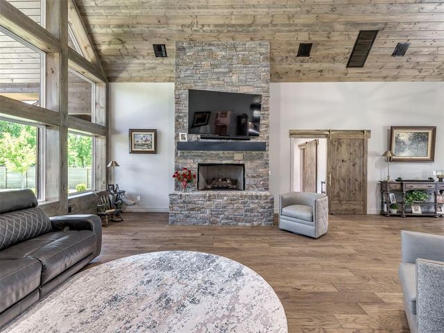 3186 Red Ridge Drive, Blanchard, OK 73010
