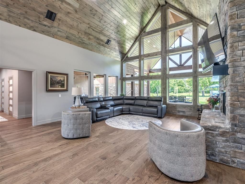 3186 Red Ridge Drive, Blanchard, OK 73010