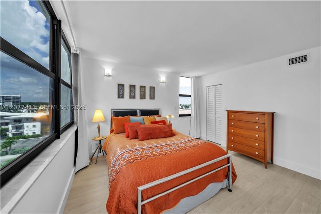 2401 S Ocean Dr 507, Hollywood, FL 33019
