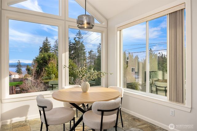 11572 NE Skyward Loop, Kingston, WA 98346