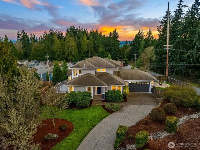 11572 NE Skyward Loop, Kingston, WA 98346