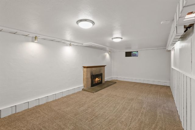 5804 N Maple St, Spokane, WA 99205